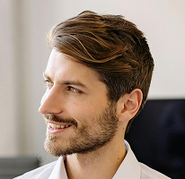 Portret al lui Michael Brennan, CTO și lider în tehnologie fintech și crypto